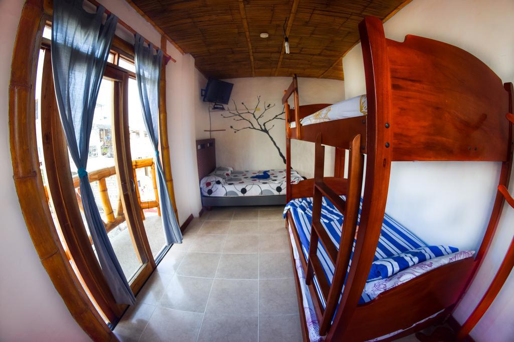 Hotel Karukera Montañita エクステリア 写真